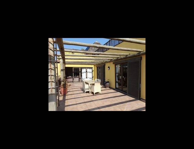 2 BEDROOM APARTMENT TO LET IN UMHLANGA CENTRAL